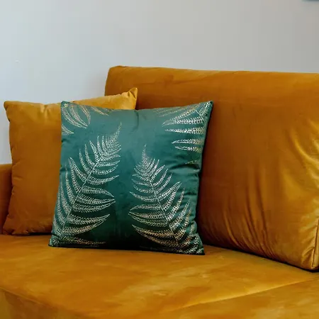 Apartment With Balcony And Free Garage By Renters Poznan