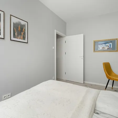 With Balcony And Free Garage By Renters * Poznan