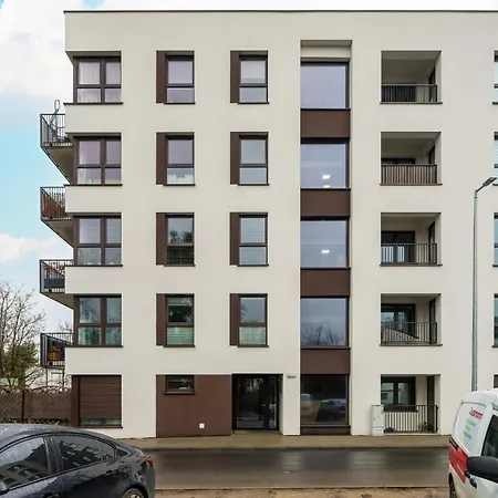 With Balcony And Free Garage By Renters Apartment Poznan